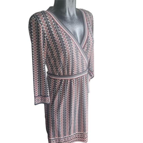 Max Studio Black and Red Patterned Faux Wrap Dress S - Picture 3 of 7